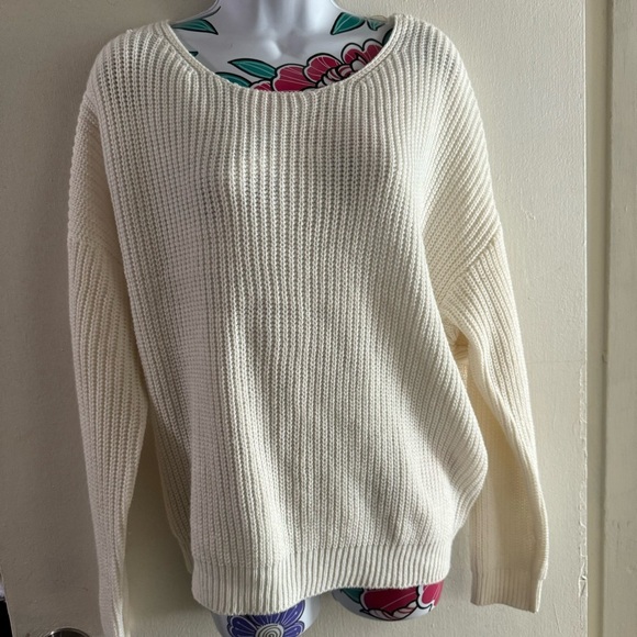 Francesca's Collections Cream Knit Sweater - Picture 2 of 5